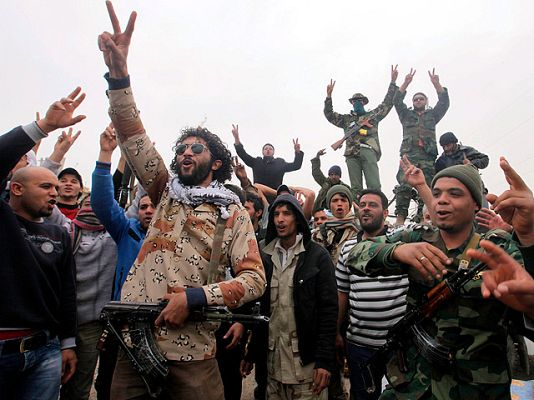 Telediario 1 - Aumenta la tensión en Libia