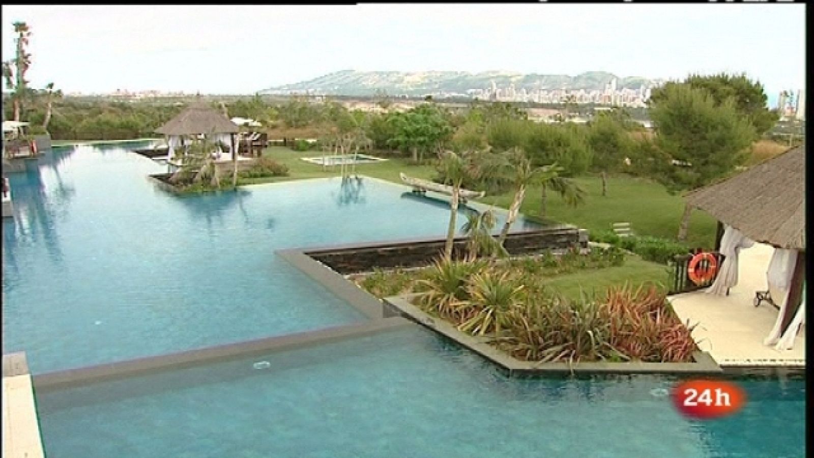 Zoom Tendencias: Hamburguesas, relax, agua, celebrities y moda - 05/03/11