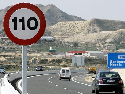 Telediario 1 - Telediario 2 en 4' - 07/03/11