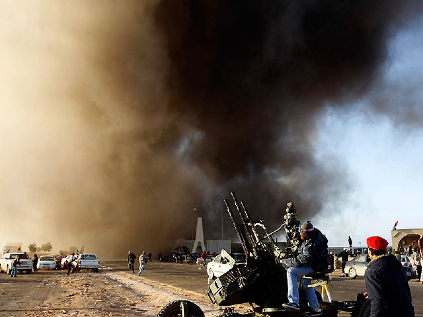 Telediario Matinal en cuatro minutos - 08/03/11 | Ver