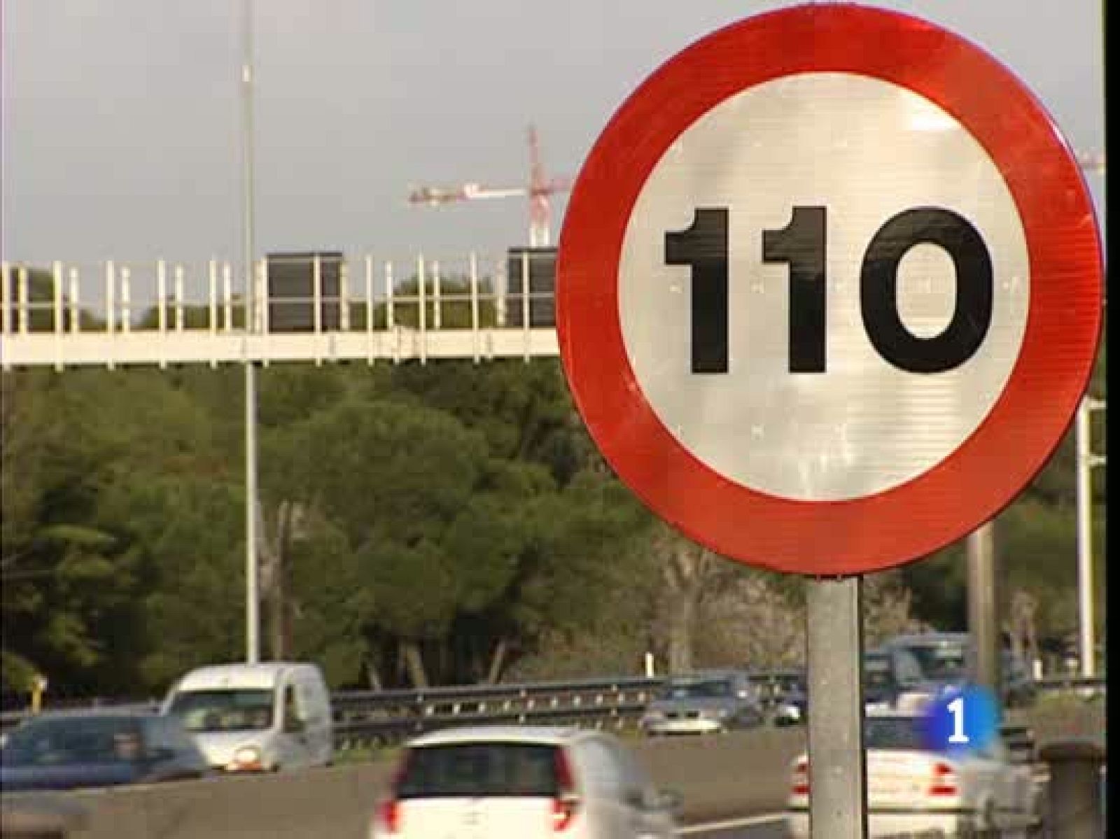 El nuevo límite de velocidad a 110 kilómetros por hora está generando algunas dudas jurídicas