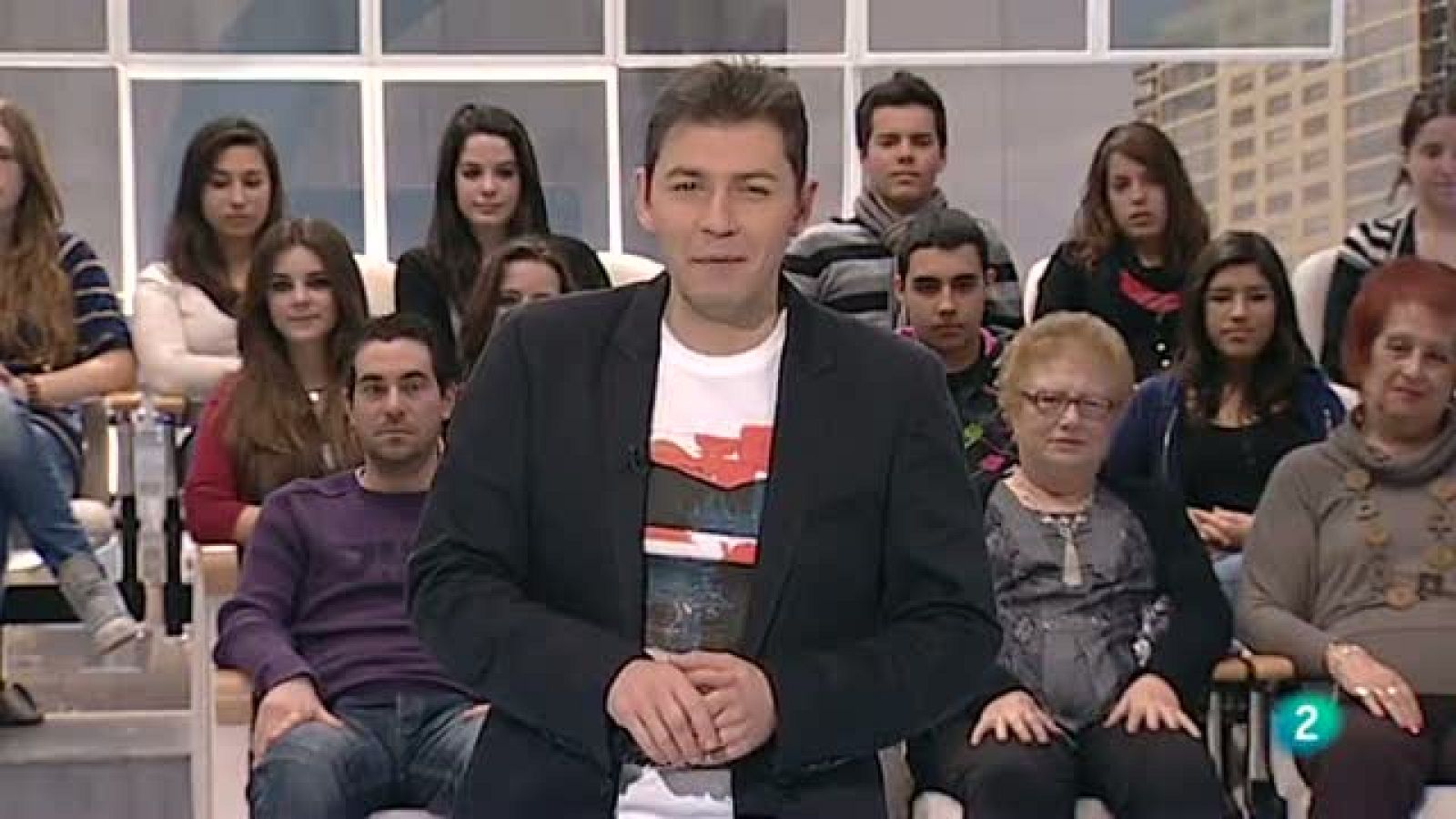 Actuación Rafa Pons y la mosso de escuadra