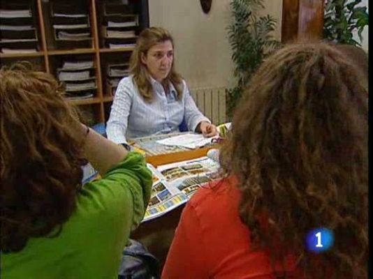 Telediario 1 - El anuncio de huelga de AENA