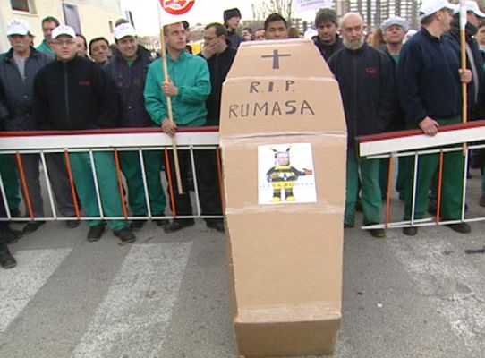 Telediario 1 - Protestas de empleados de Rumasa