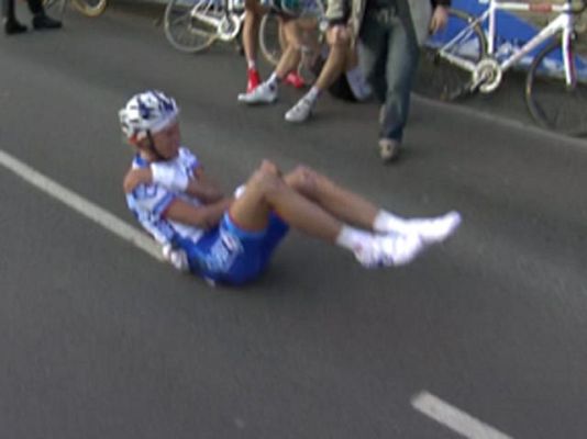 Telediario 1 - Caída en pleno sprint