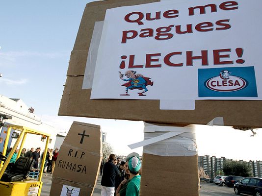 Telediario 1 - Telediario 2 en 4' - 09/03/11