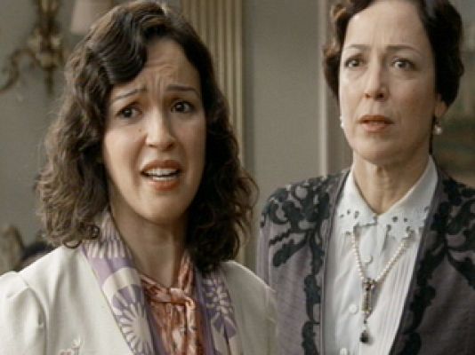 14 de abril. La República - Alejandra se enfrenta a Leocadia