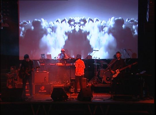 Telediario 1 - Zoé presenta en Madrid su último trabajo