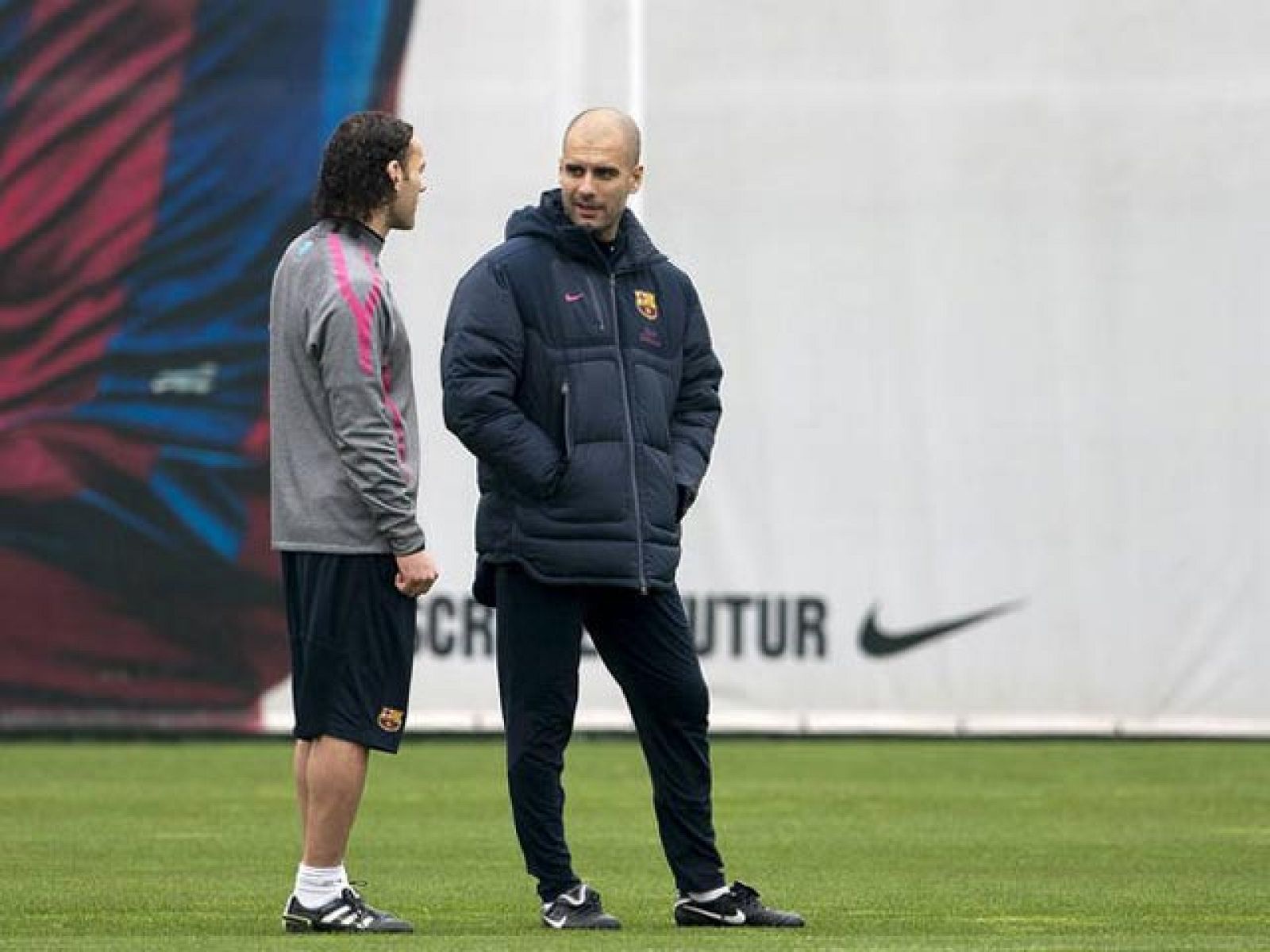 Un año más, el Sevilla pone a prueba al Barcelona | Ver