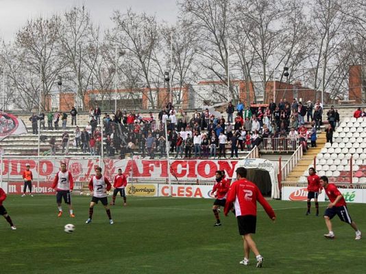 Telediario 1 - La afición del Rayo pide su venta