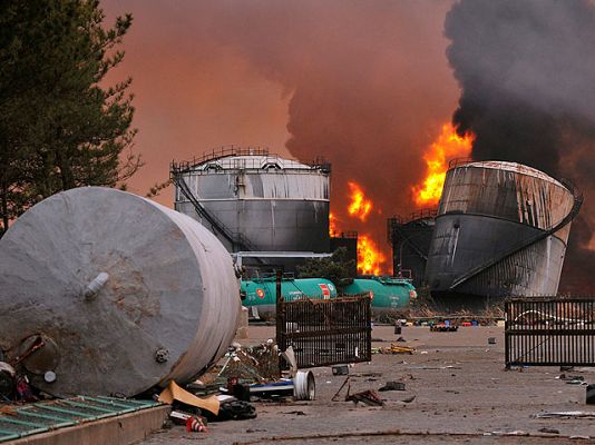 Telediario 1 - Telediario 2 en 4' - 13/03/11