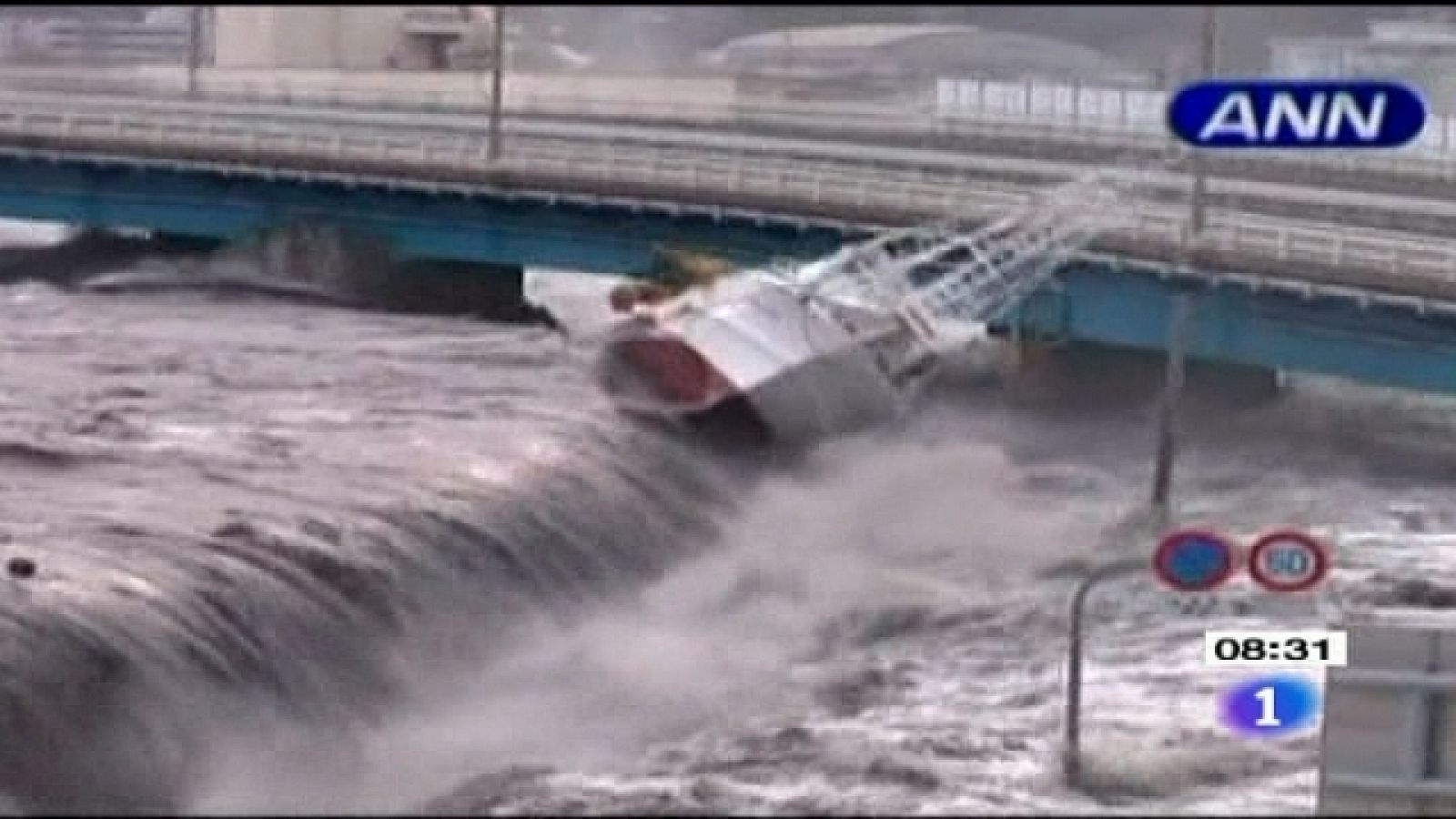 Telediario - 8.30 horas - 14/03/11 | Ver