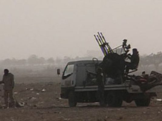 Telediario 1 - Conflicto armado en Libia