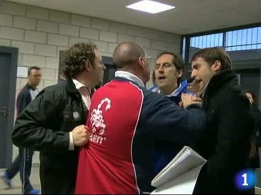 Telediario 1 - El enfado de un entrenador con su exequipo