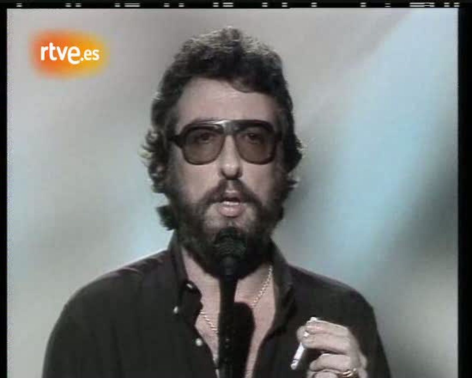 "El de las gafas" y "Federico"