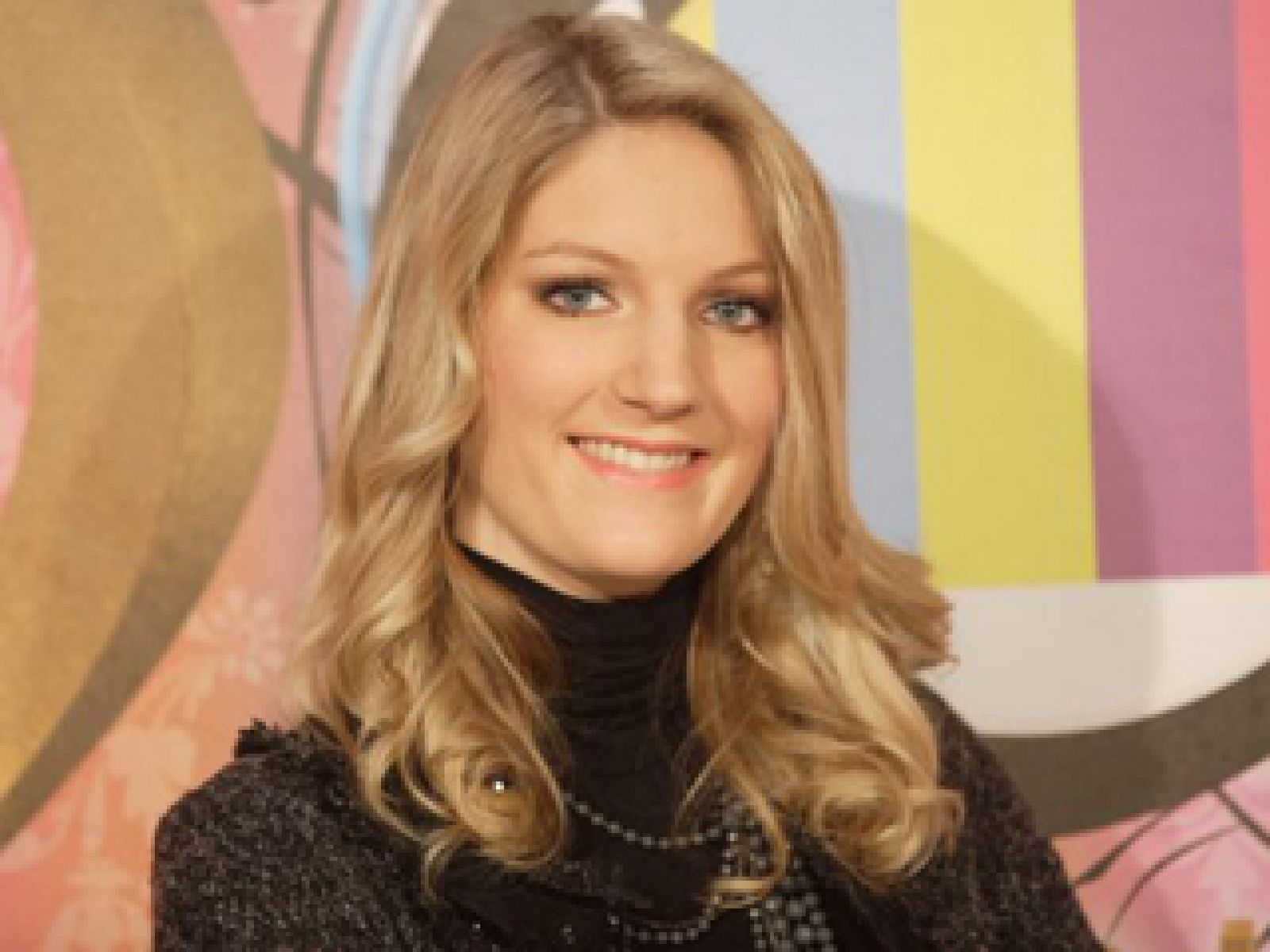 Eurovisión 2011 - Daria Kinzer representa a Croacia con "Celebrate" - Eurovisión | Ver