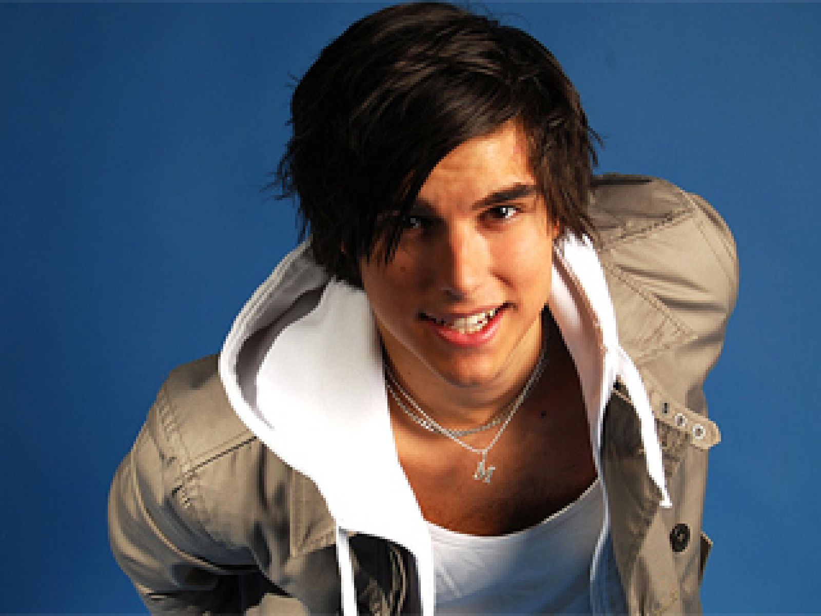 Eurovisión 2011 - Eric Saade representa a Suecia con "Popular"