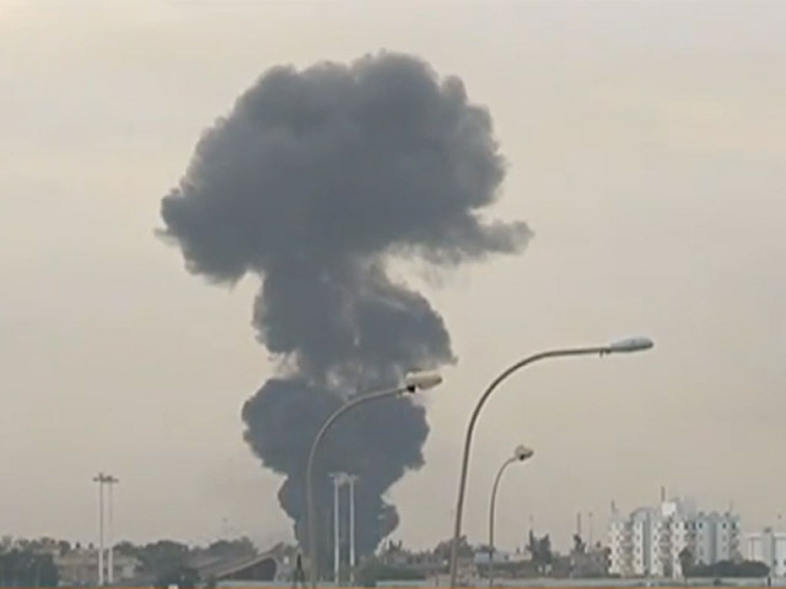 Siguen los ataques en Bengasi a pesar del alto al fuego