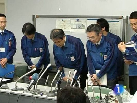 Telediario 1 - Los japoneses no se fian de TEPCO