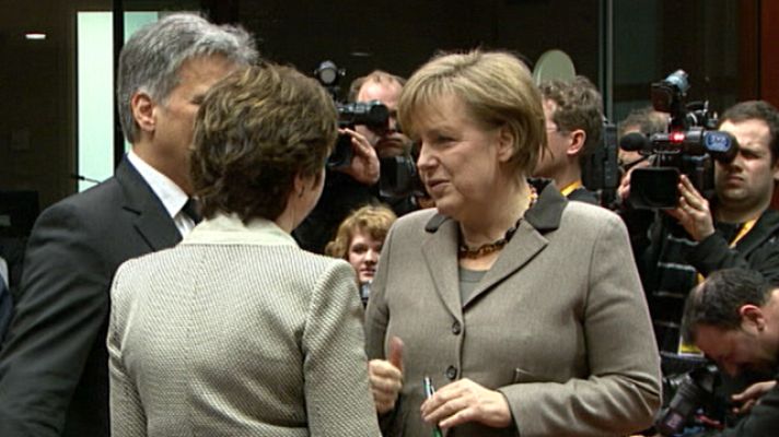 Telediario 1 - La UE intenta evitar turbulencias