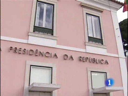 Telediario 1 - Cavaco escucha a los partidos