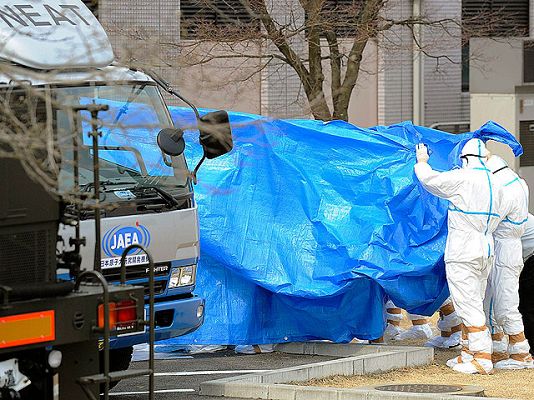 Telediario 1 - Telediario 2 en 4' -  25/03/11