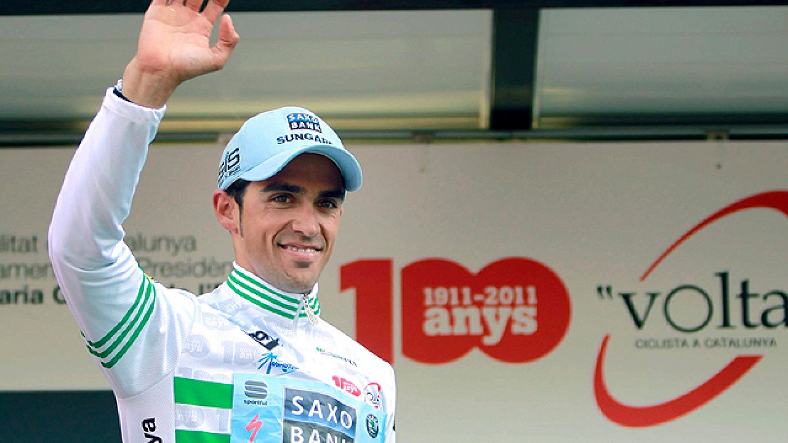 El ciclista de Saxo Bank Alberto Contador se ha impuesto en la Volta a Cataluña, tres días después de que la UCI recurriese su exculpación de dopaje.