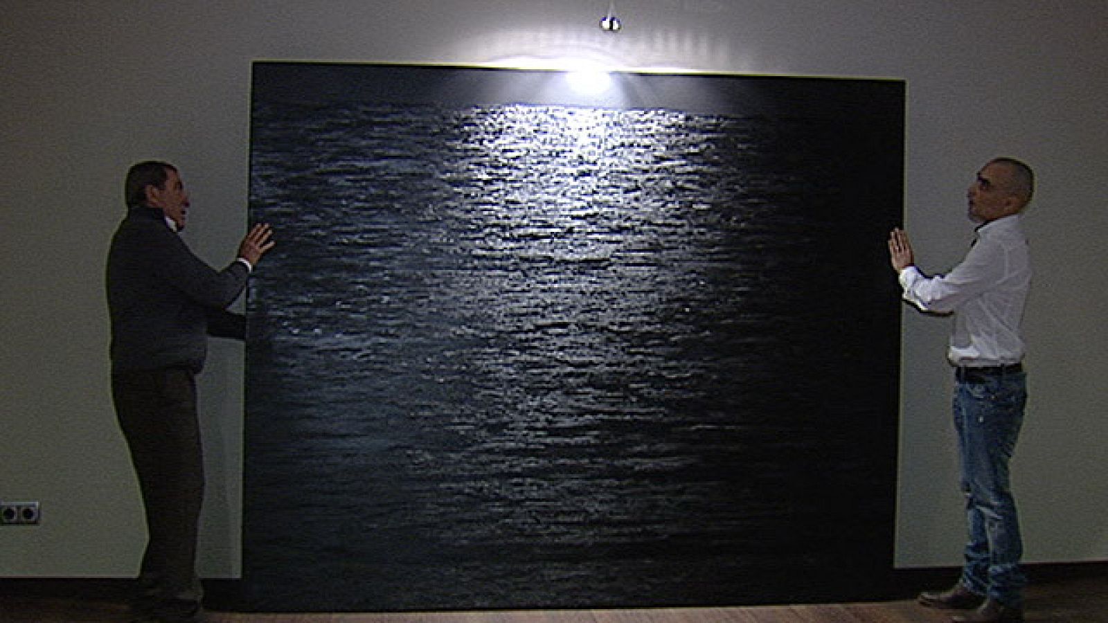 Perecoll, el pintor que solo utiliza el color negro