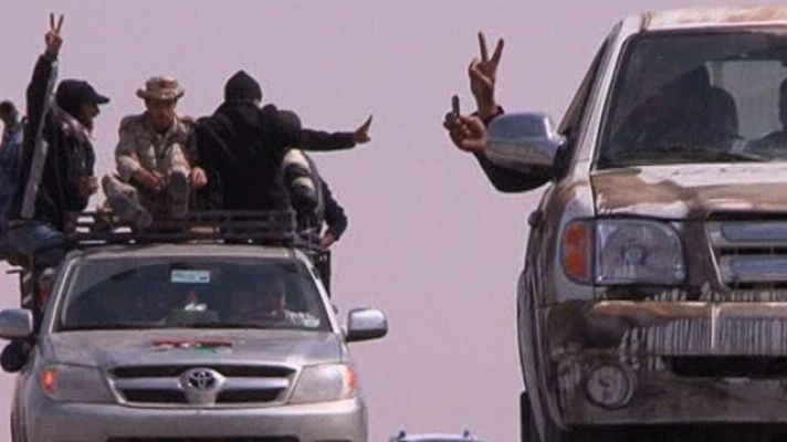 Telediario 1 - Los rebeldes tratan de tomar Sirte