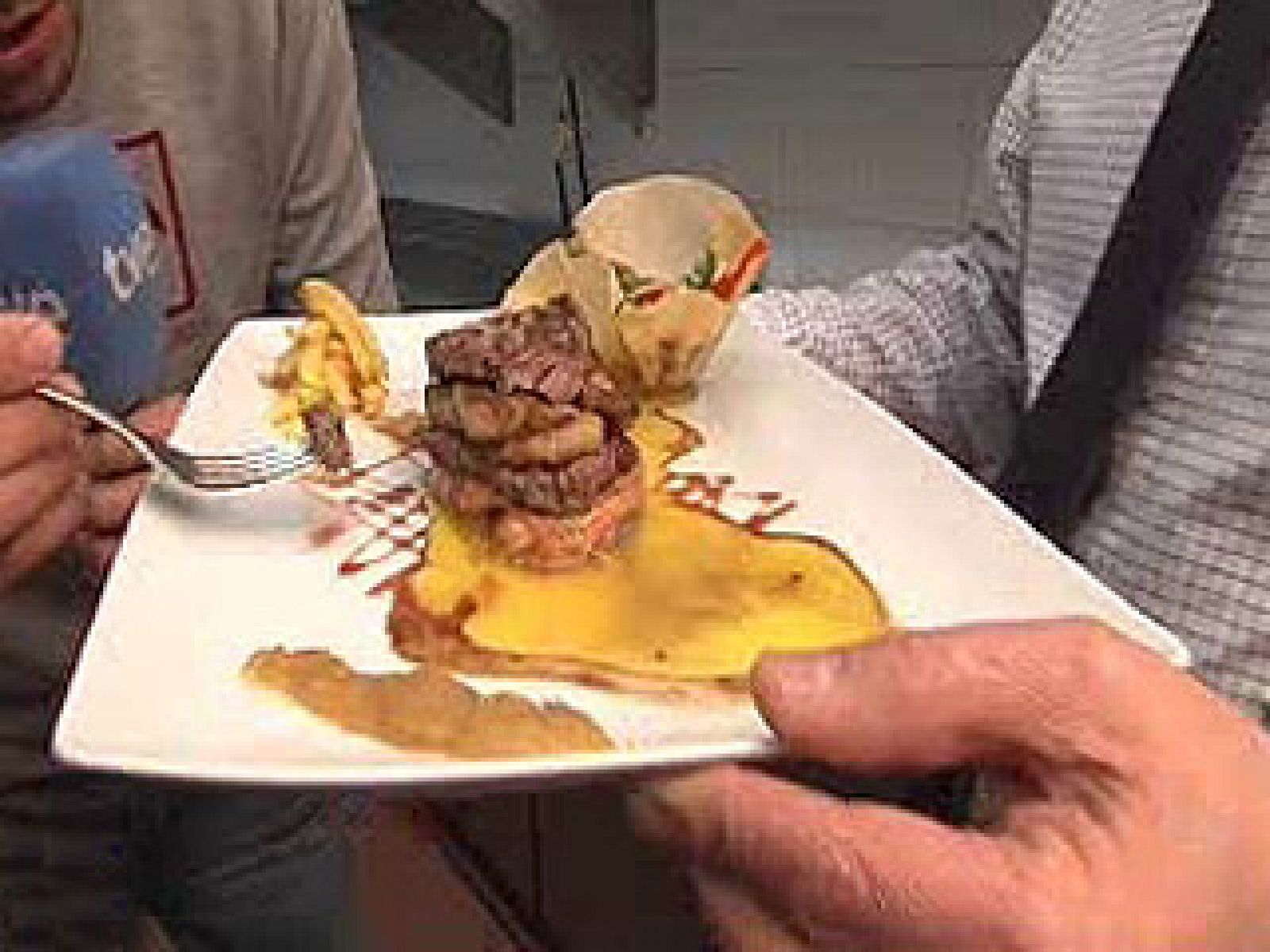 España Directo - Milhoja de solomillo con setas