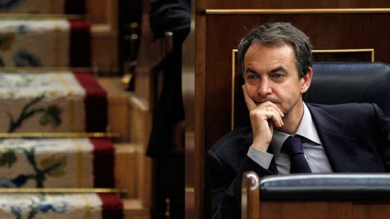 Zapatero admite que la recuperación es "insuficiente" para crear empleo