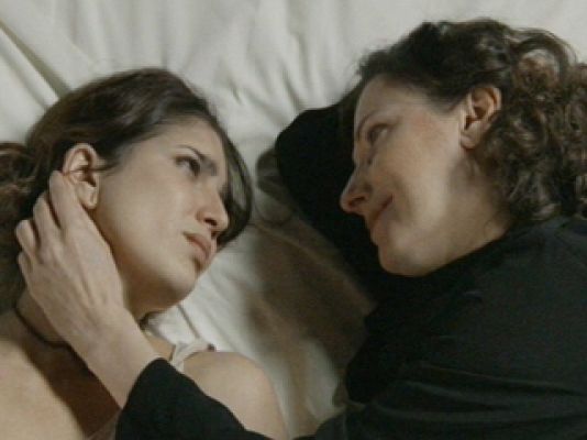 14 de abril. La República - Amparo y Encarna, más cerca...