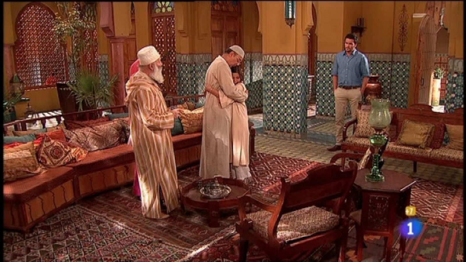 El clon - 01/04/11 - El juez falla a favor de Leonardo, pero la abogada apelará. Saíd encuentra a Jade y le quita la niña. - Ver ahora