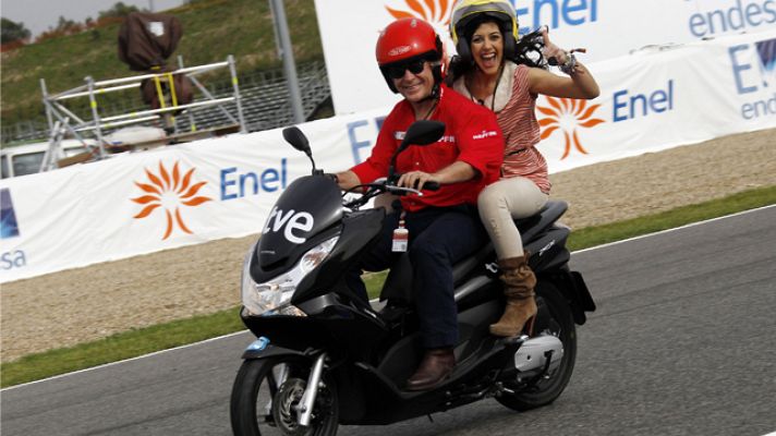  - Lucía Pérez, una aficionada más en Jerez