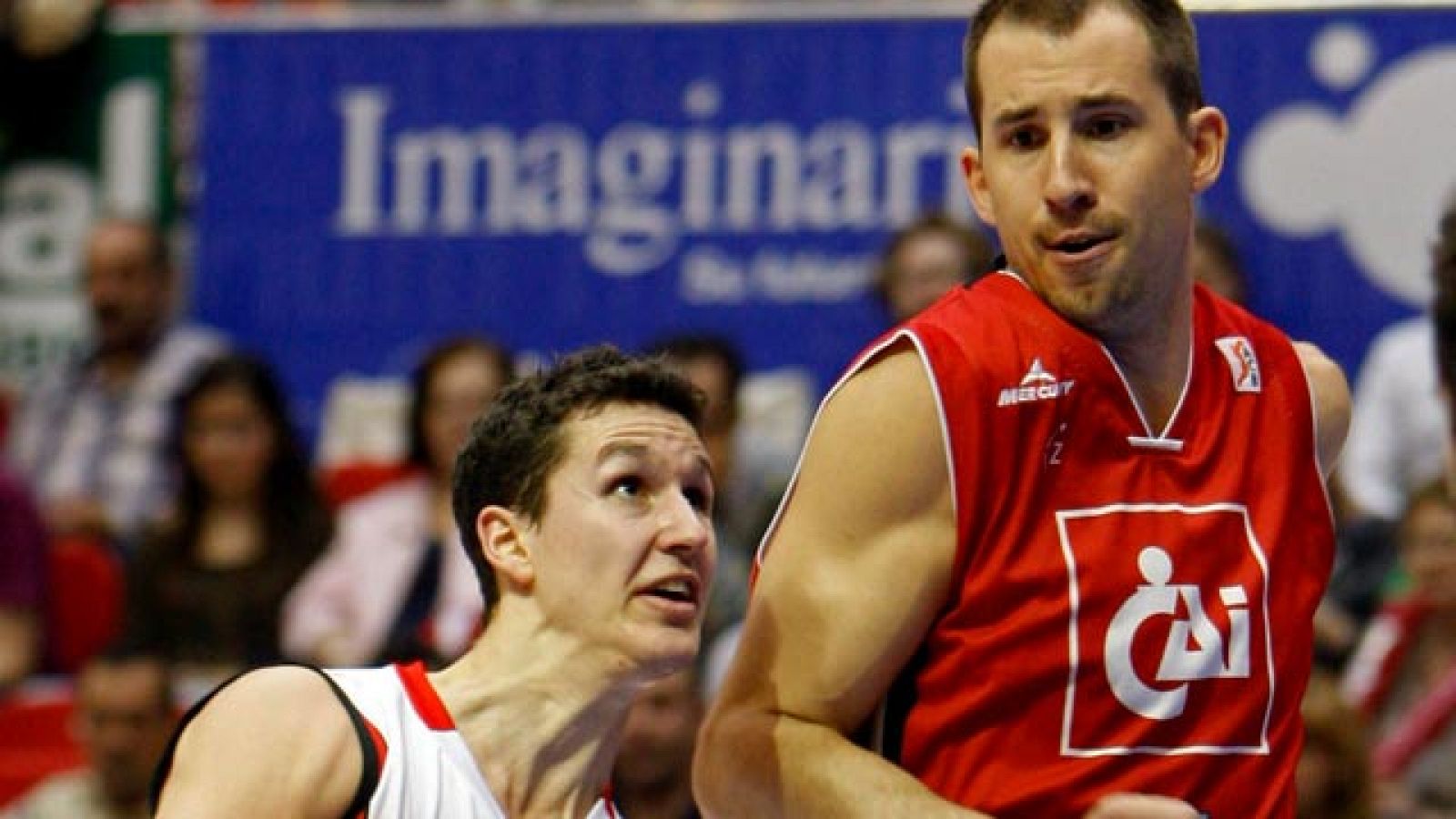 CAI Zaragoza se impuso con claridad al Assignia Manresa (85-65) y se aferra al máximo a las matemáticas para lograr meterse en 'playoffs', mientras que los catalanes siguen sin escaparse de los puestos de peligro.