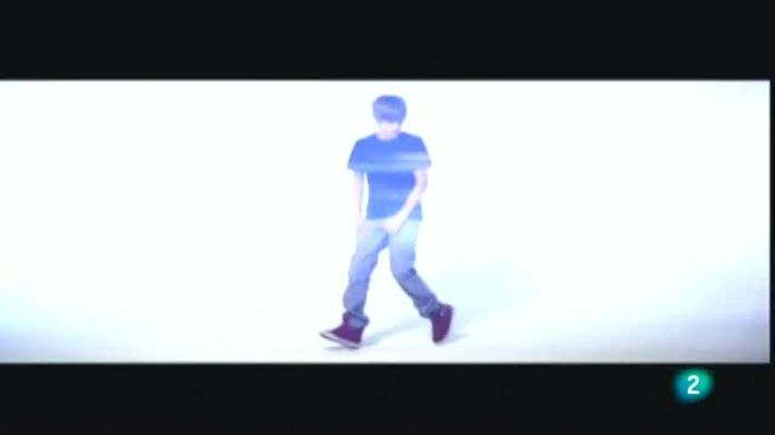 Continuarà... - Justin Bieber canta "Love me"