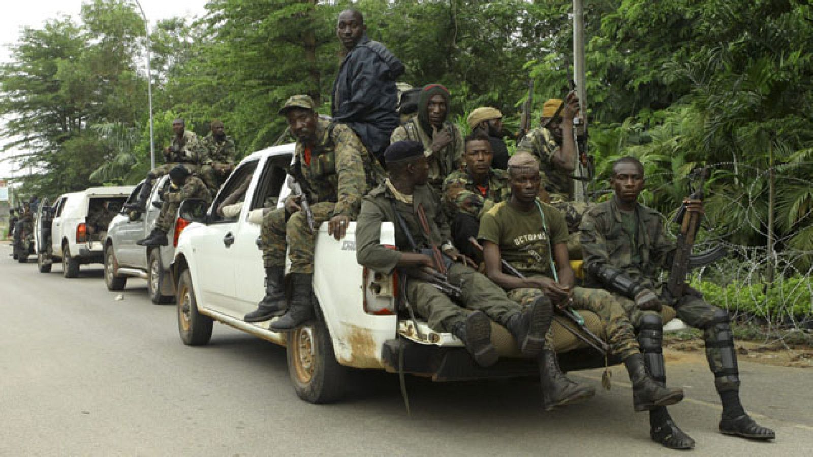 Telediario 2 en cuatro minutos - 06/04/2011