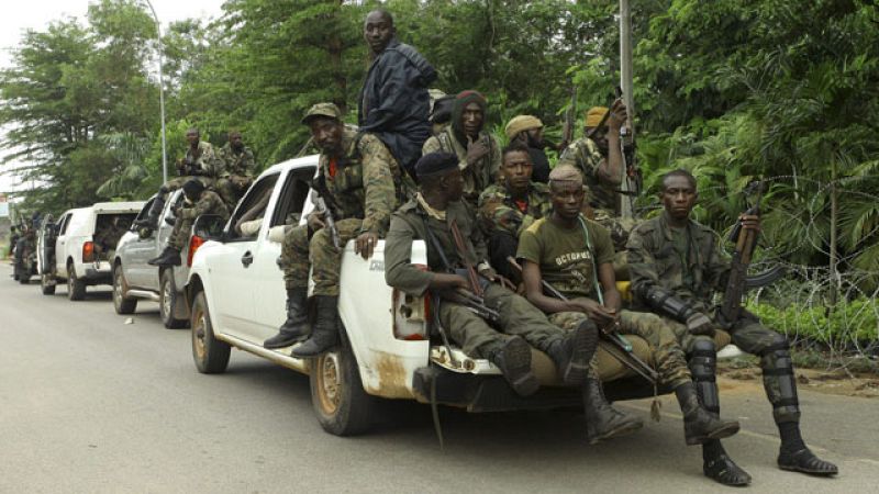 Telediario 2 en cuatro minutos - 06/04/2011