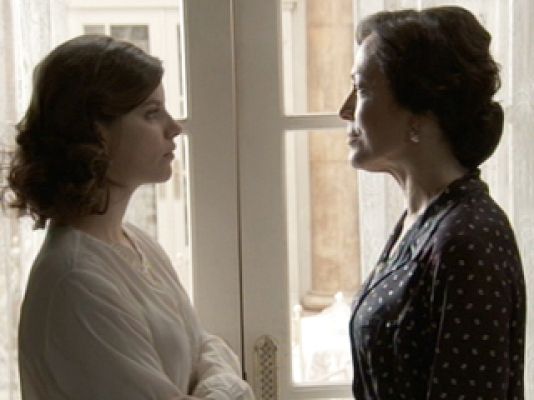 14 de abril. La República - Leocadia se enfrenta a Mercedes