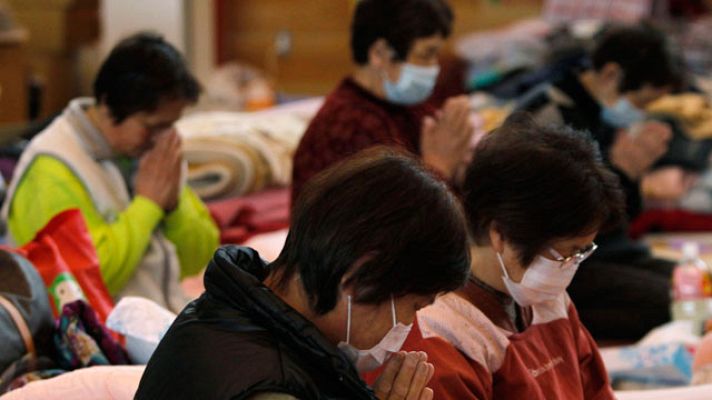  - Un minuto de silencio en Japón