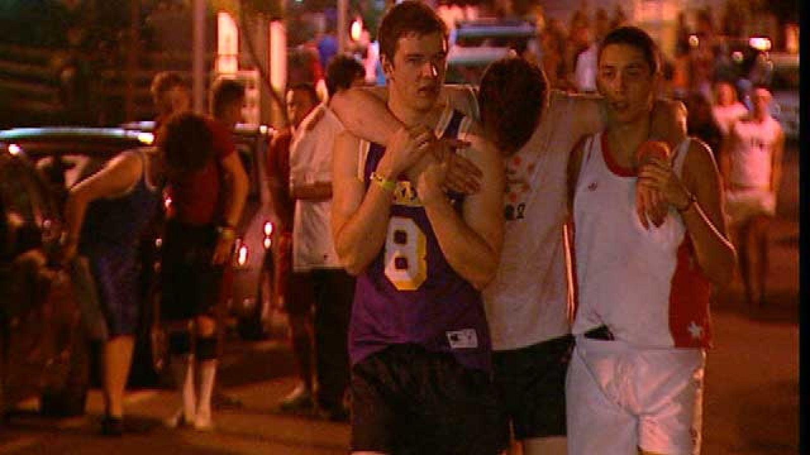 Deporte por la mañana y alcohol por la noche, cara y cruz del Saloufest | Ver