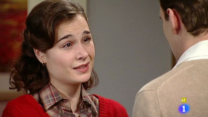 Amar en tiempos revueltos - Asun quiere ser una mujer libre