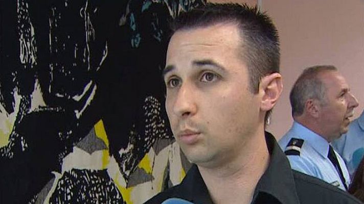 Telediario 1 - Habla el gendarme herido el domingo