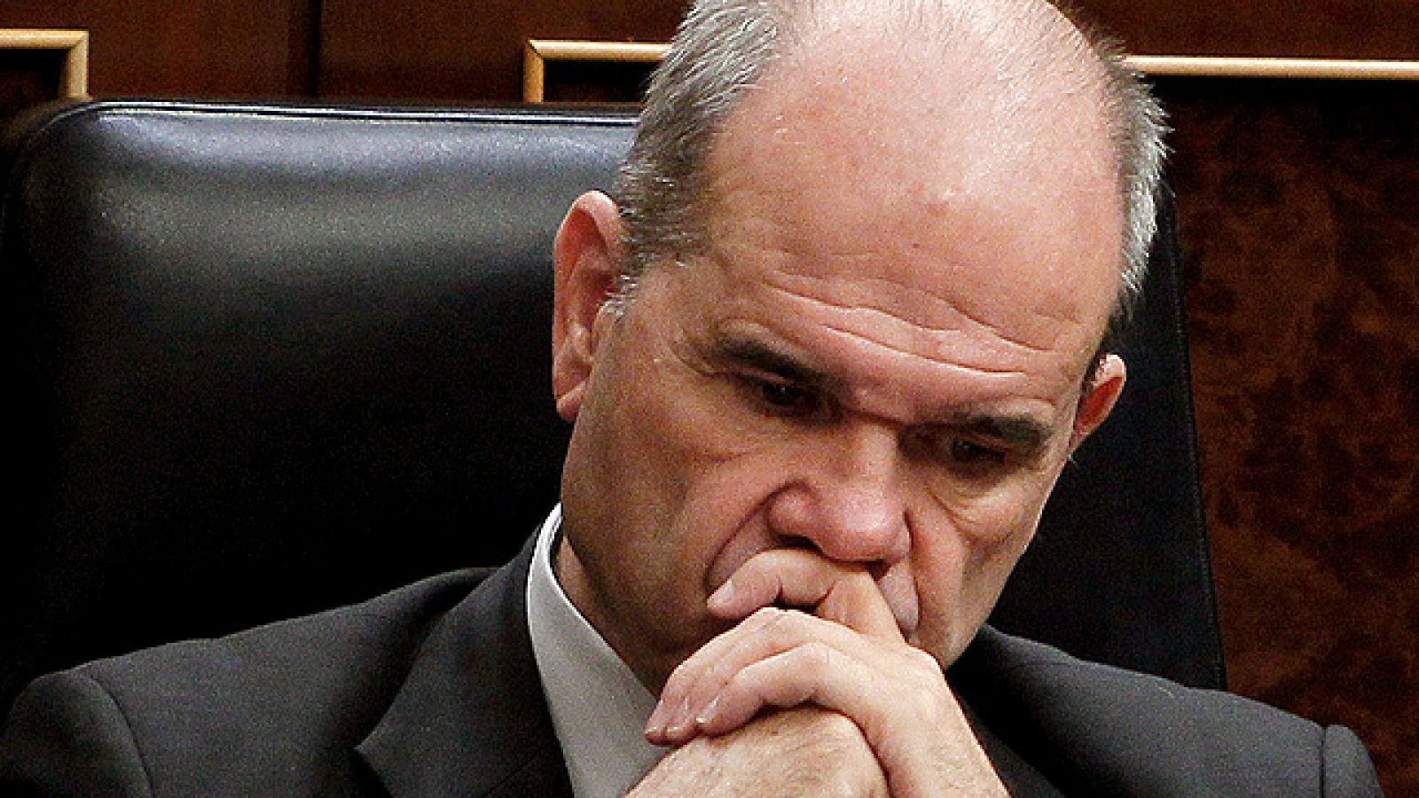 Chaves compara la campaña contra su hijo con la que hizo el PP contra su hija en las europeas - Informativo 24h | Ver