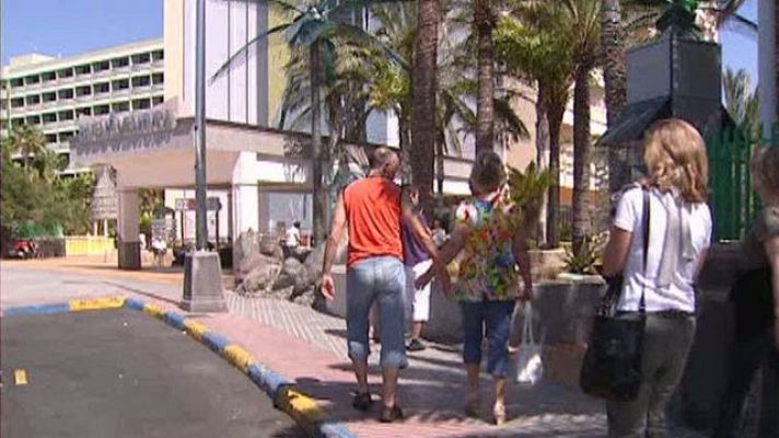 Telediario 1 - El sector turístico beneficiado