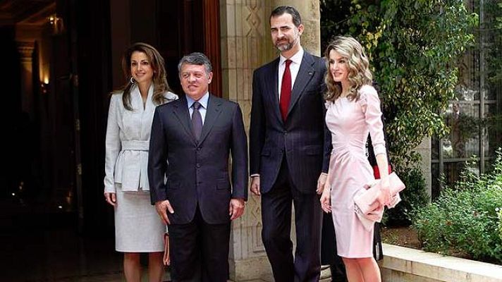 Telediario 1 - Los príncipes de Asturias comprueban en Jordania los proyectos de reformas políticas