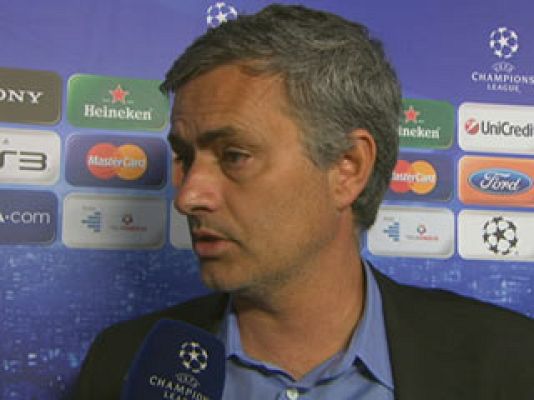 Champions League - Mourinho: "El Barça es un equipo 'chapeau'"