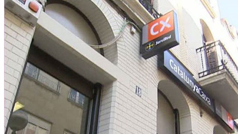 El Banco de España ha dado luz verde a las estrategias planteadas por los bancos y cajas que no superan las nuevas exigencias de solvencia. Son nueve planes de cajas de ahorros, cuatro de ellas barajan como primera opción salir a Bolsa