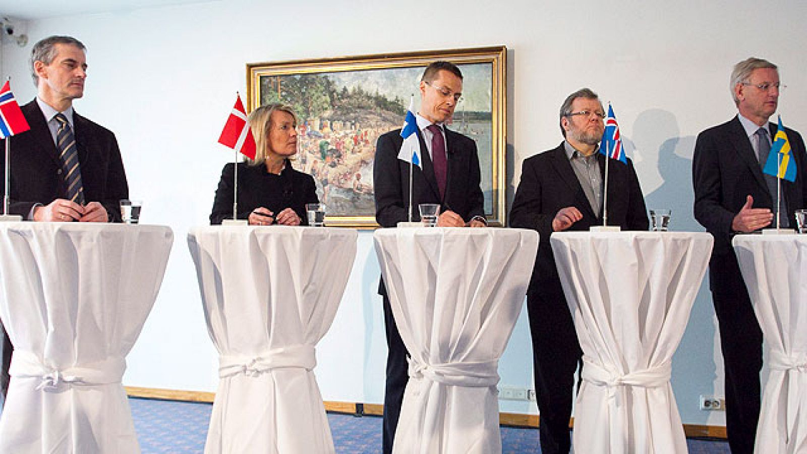 El referendo de Islandia abre una crisis diplomática | Ver