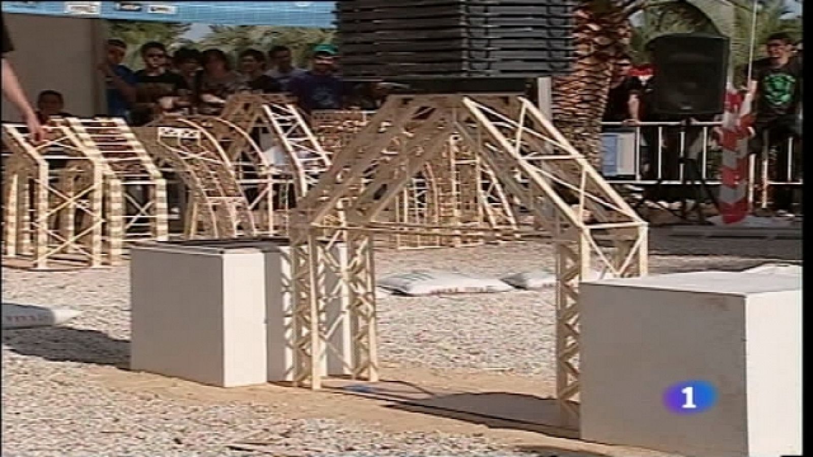 L'Informatiu. Informativo Territorial de la C. Valenciana - 15/04/11 - Ver ahora